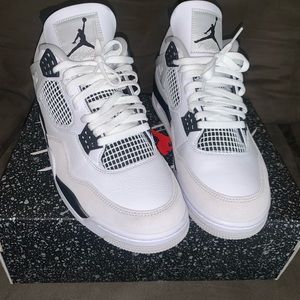 Jordan 4 military black